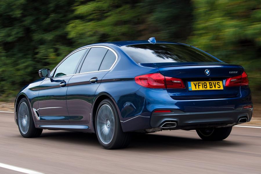  BMW 520i Sedan M Sport (G30) 2017 года  (UK) (фото 3 из 14)